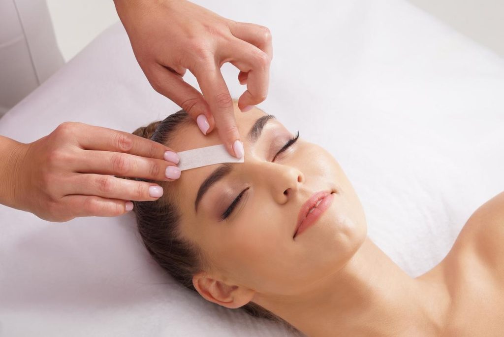 Forehead Waxing